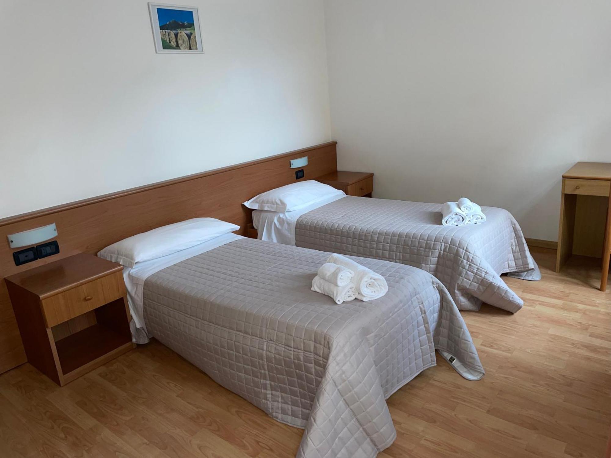 Comfort Triple Room